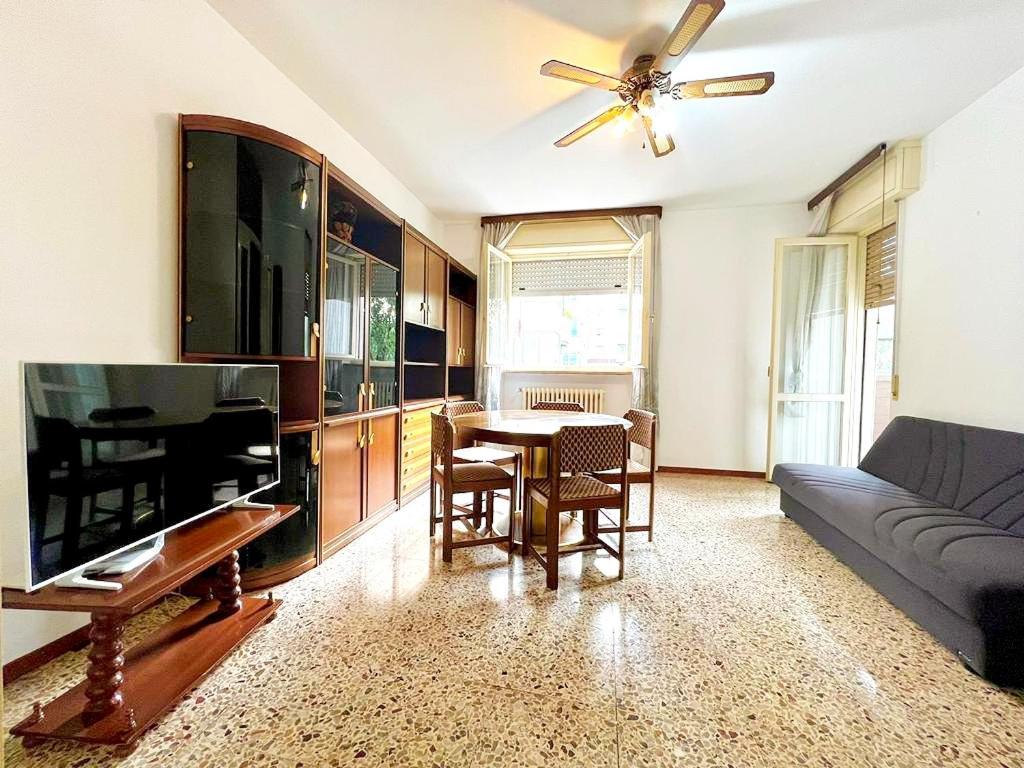 Bisceglie Bisceglie Bisceglie Apartamento Milán Exterior foto